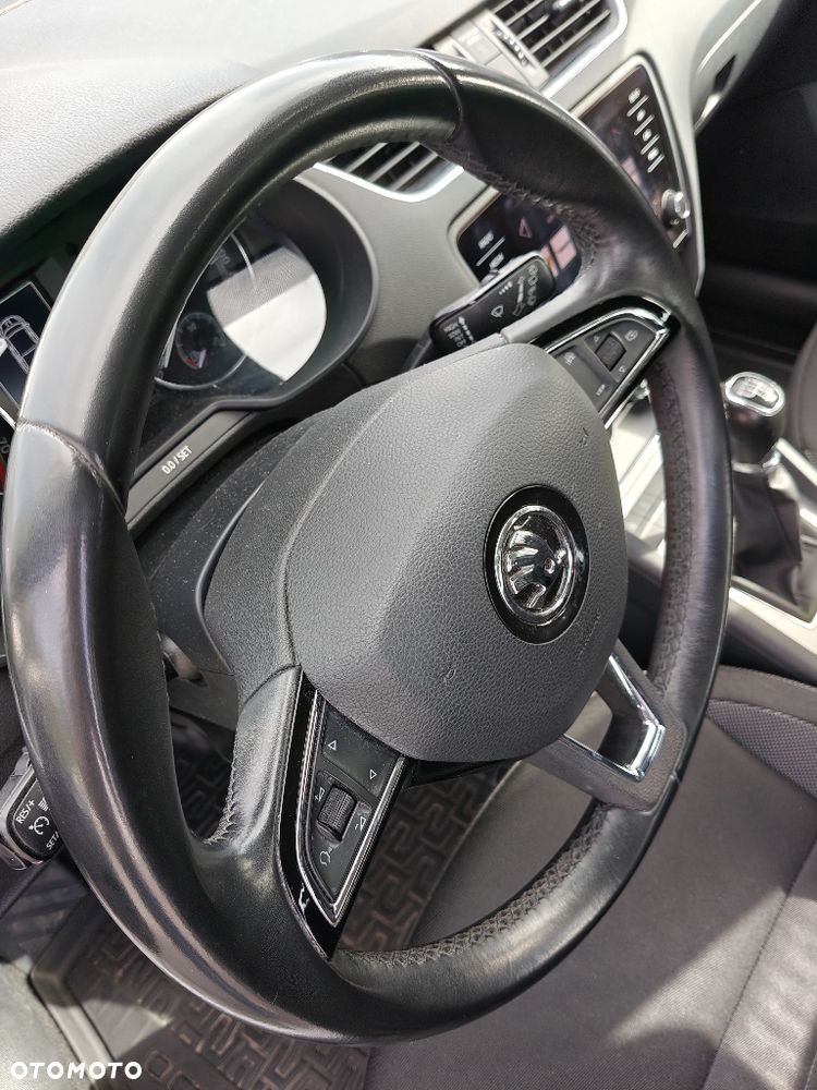 Skoda Octavia - 7
