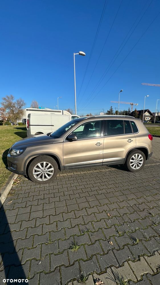 Volkswagen Tiguan 2.0 TDI DPF BlueMotion Technology Sport & Style - 3