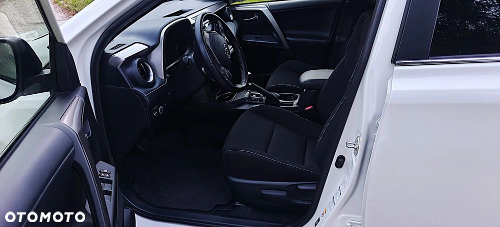 Toyota RAV4 2.0 Premium 4x4 MS - 9