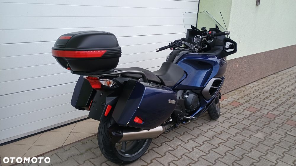 Triumph Trophy - 22