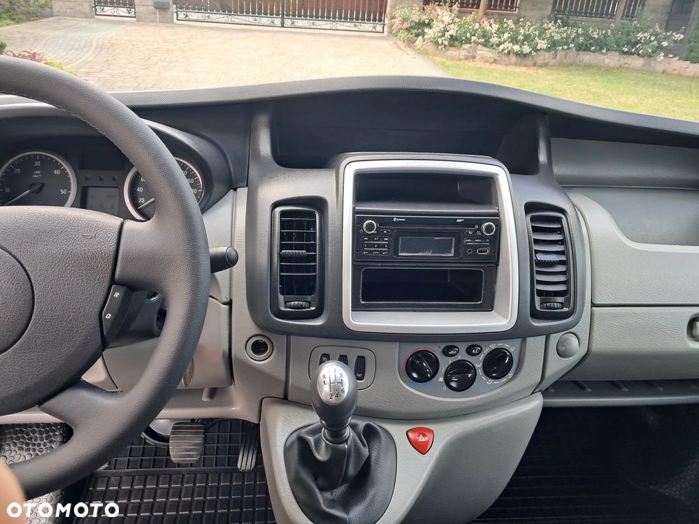 Opel Vivaro L2H1 2.9t - 9