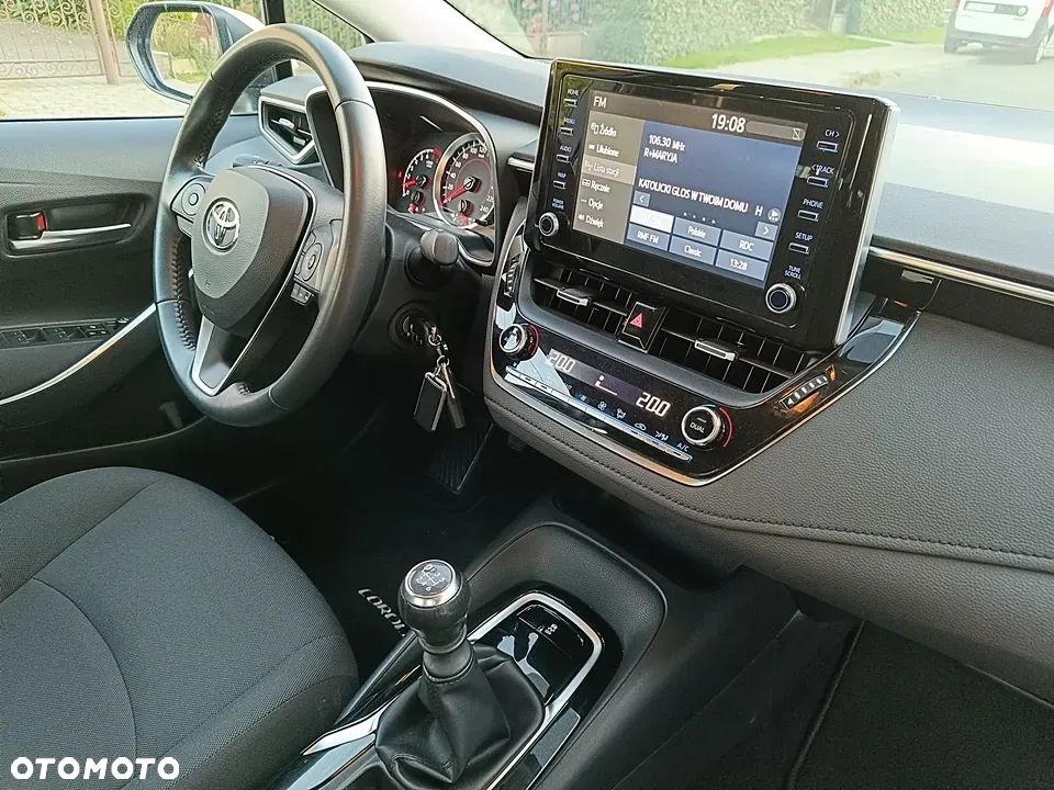 Toyota Corolla 1.5 Comfort - 24