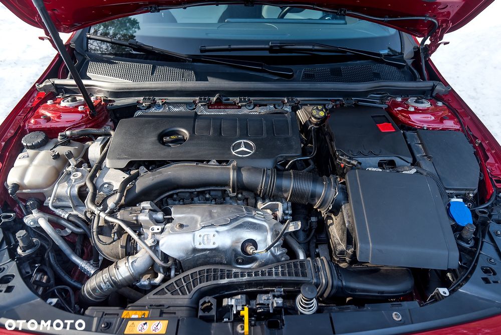 Mercedes-Benz CLA 250 4-Matic AMG Line - 37