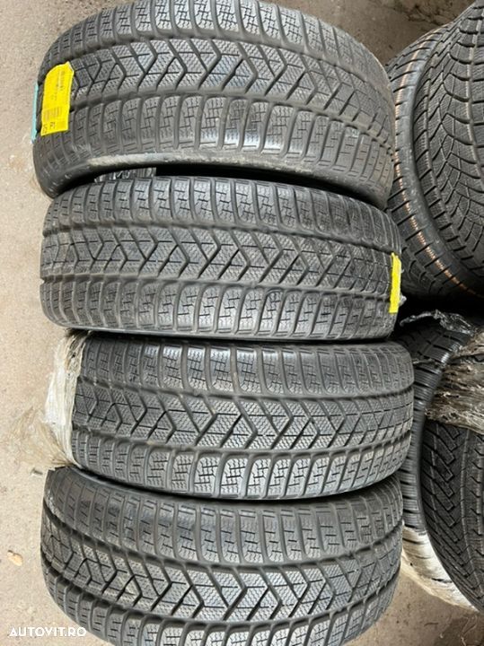 vând 4 anvelope 235/45/19 Pirelli de iarnă ca noi - 1