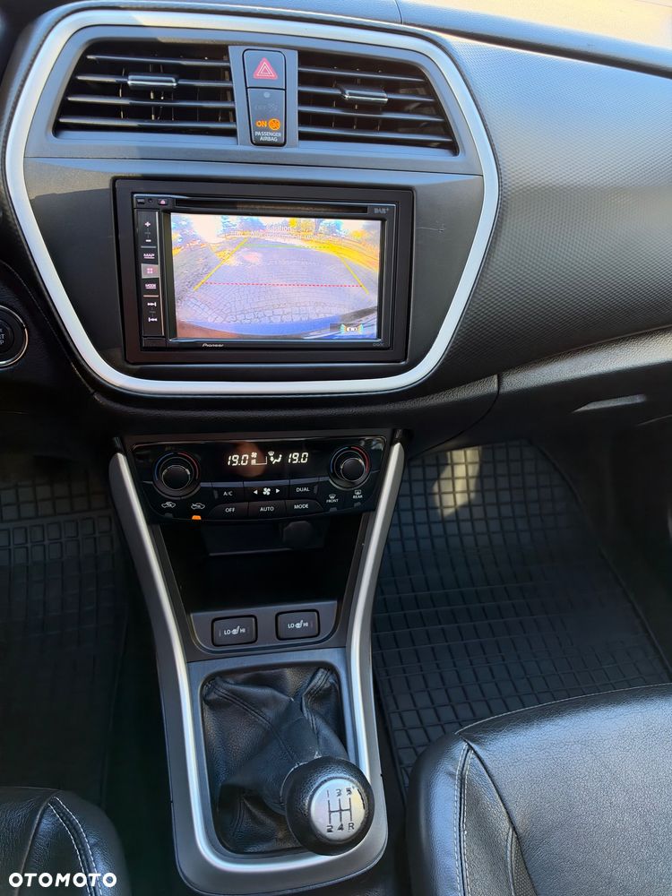 Suzuki SX4 S-Cross - 10