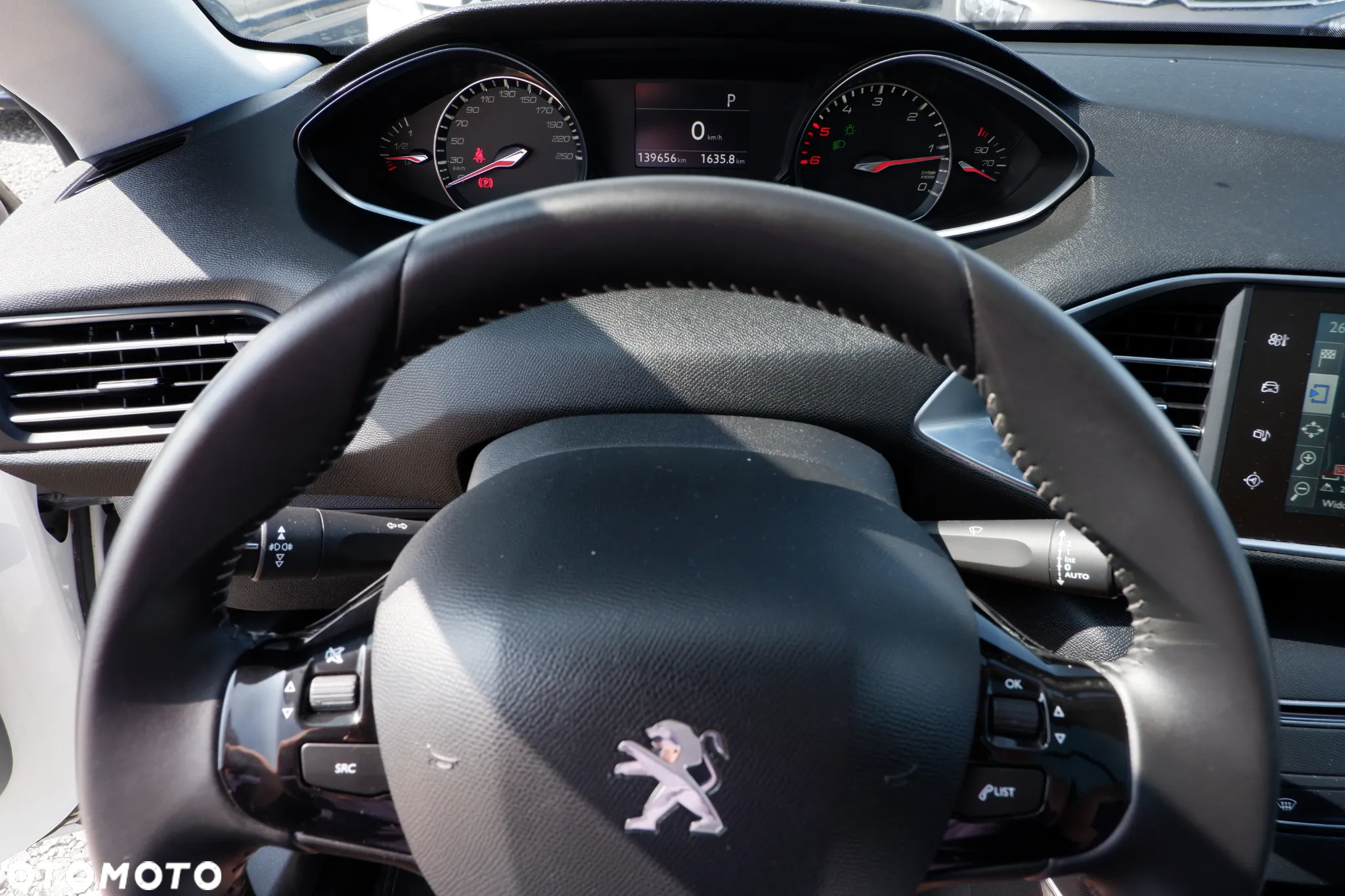 Peugeot 308 SW BlueHDi 150 Automatik Stop & Start Allure - 17