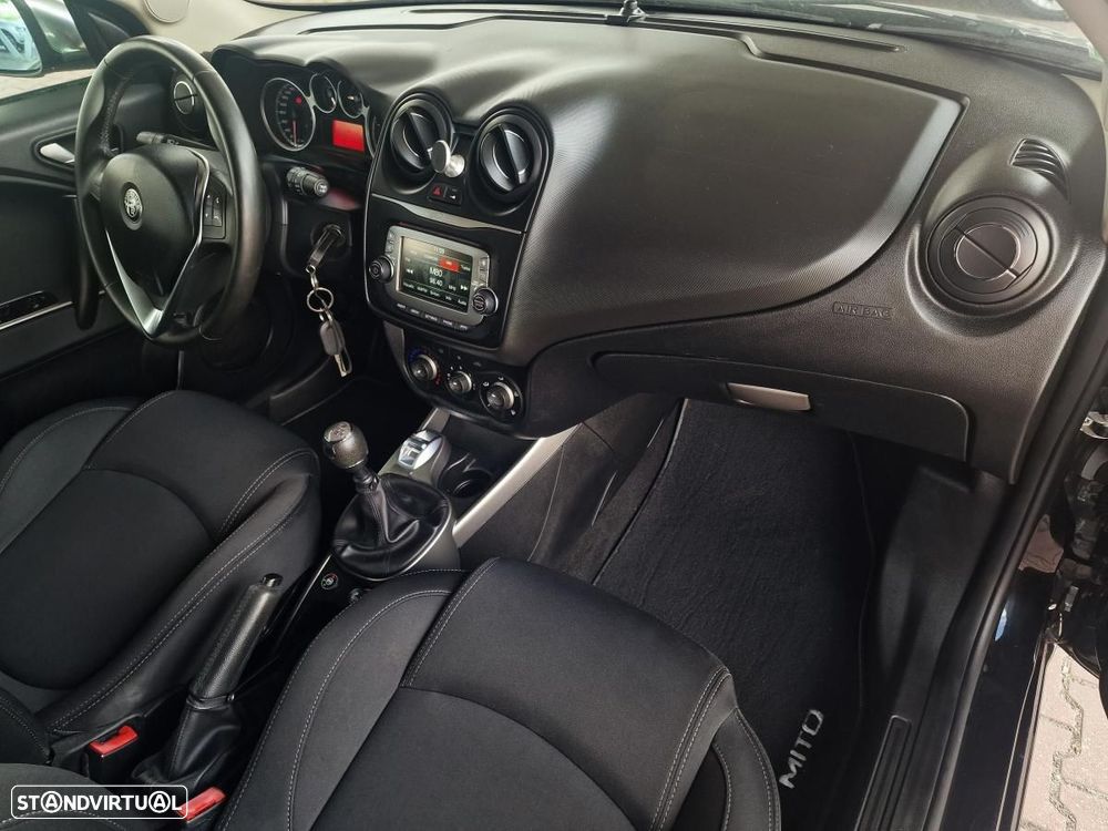 Alfa Romeo MiTo 0.9 T TwinAir Distinctive - 19