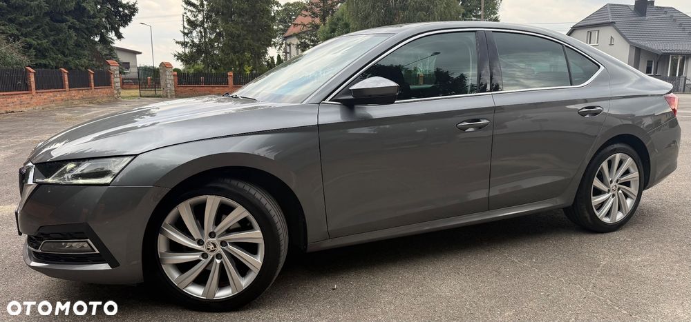 Skoda Octavia 2.0 TDI Sportline DSG - 25