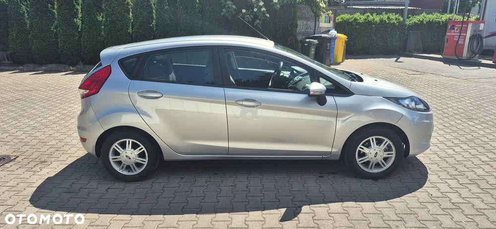 Ford Fiesta 1.25 Silver X (Ambiente) - 4