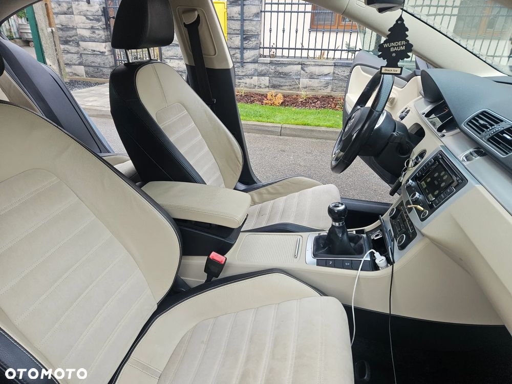 Volkswagen Passat CC 2.0 TDI Exclusive - 18