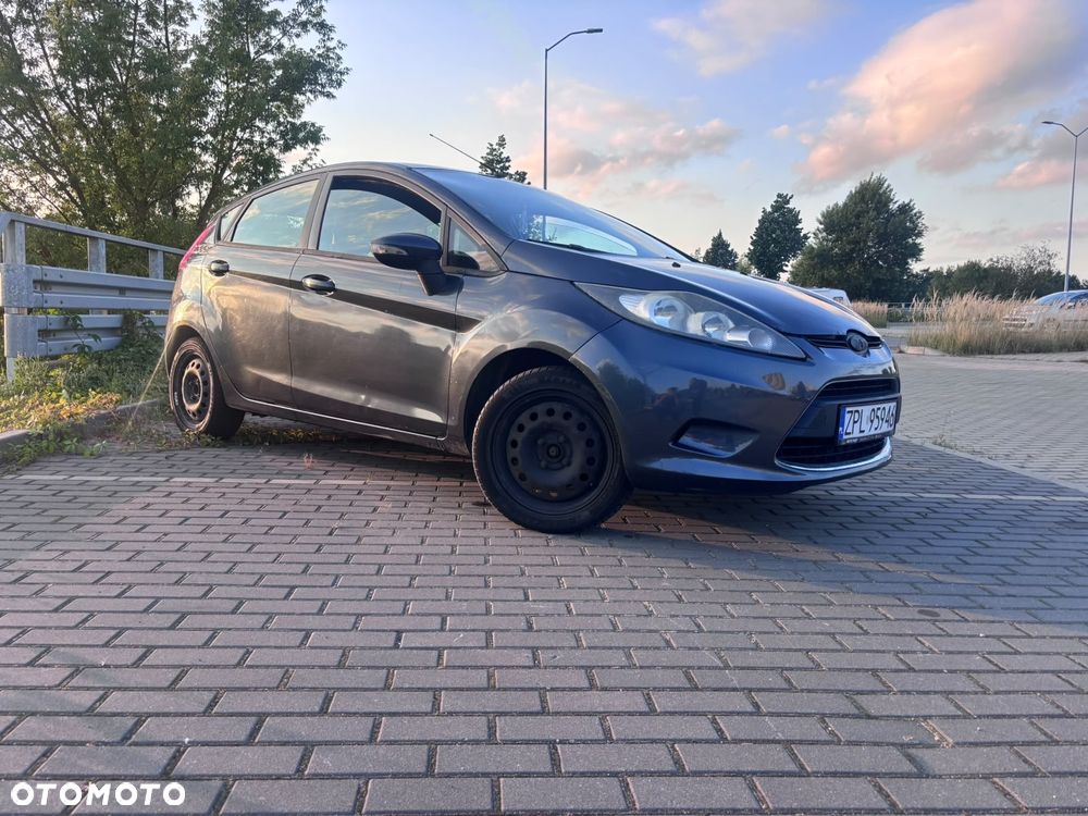 Ford Fiesta - 4