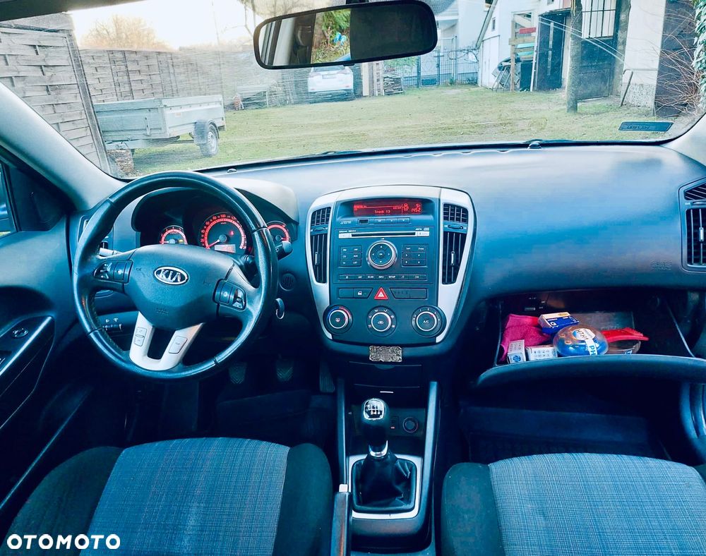 Kia Ceed 1.6 Comfort - 10