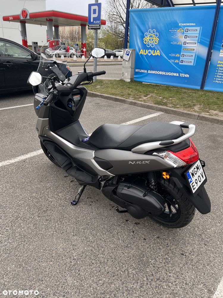 Yamaha NMAX - 15