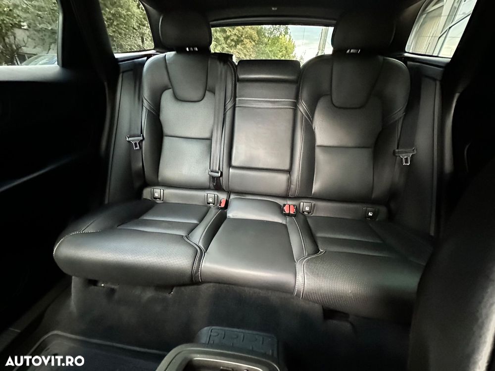 Volvo XC 60 D5 AWD R-Design - 5