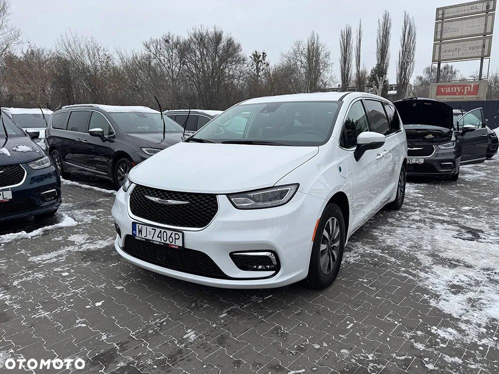 Chrysler Pacifica - 9