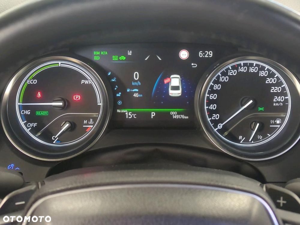 Toyota Camry 2.5 Hybrid Executive CVT - 3
