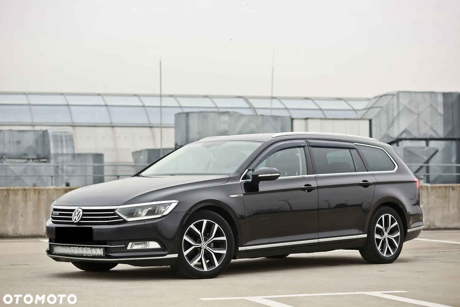 Volkswagen Passat Variant 2.0 TDI SCR 4Motion DSG Highline - 8