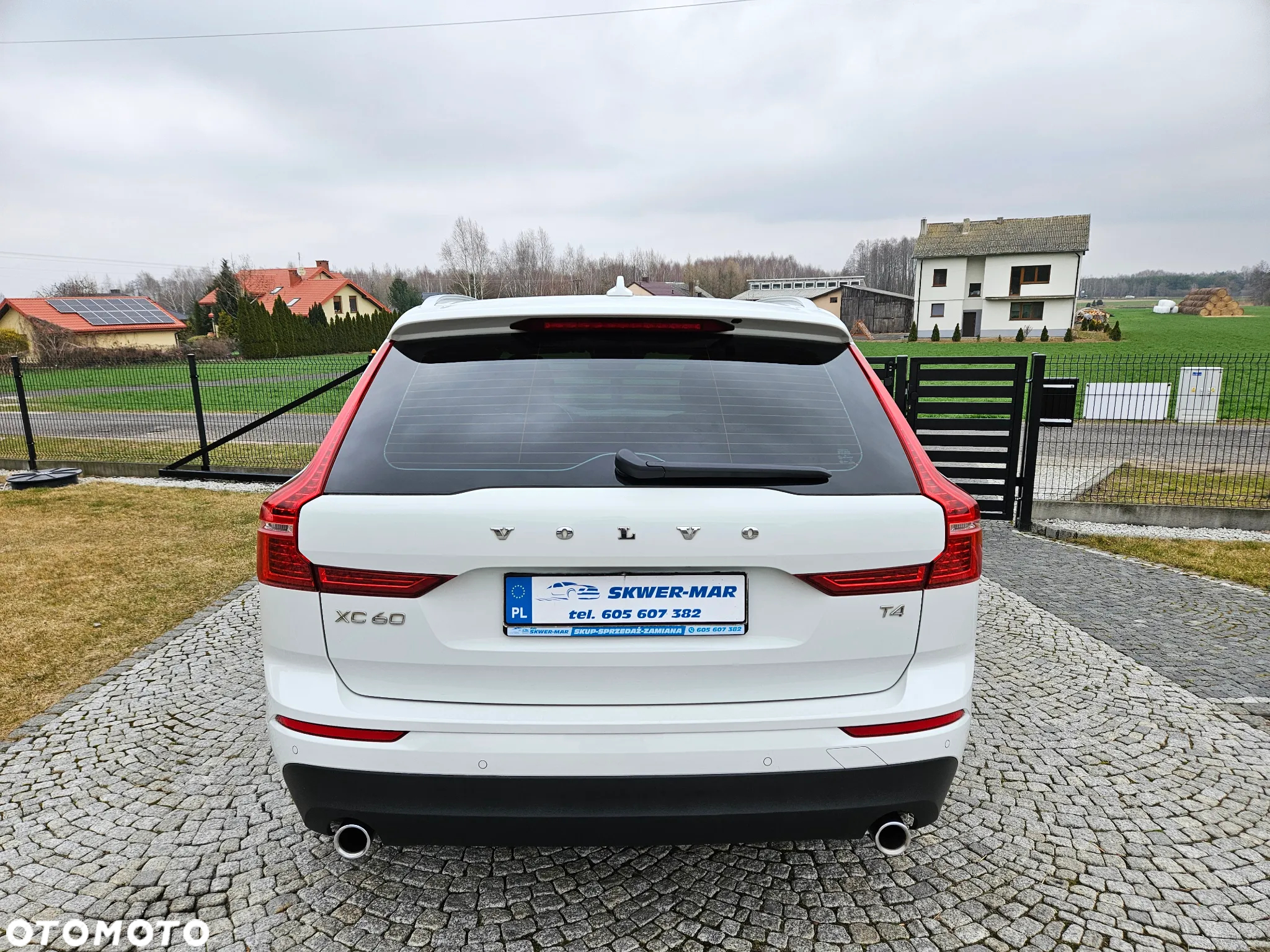 Volvo XC 60 T4 Momentum Pro - 8
