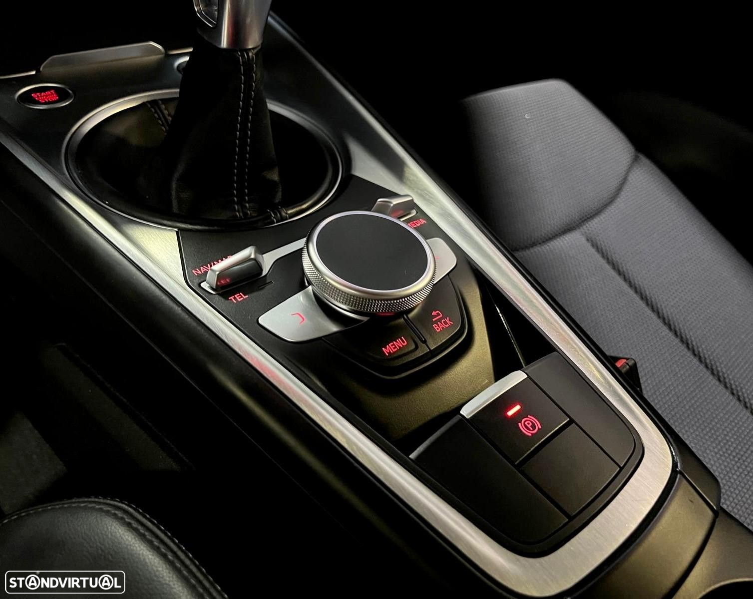 Audi TT Coupé 2.0 TDI S-line - 17