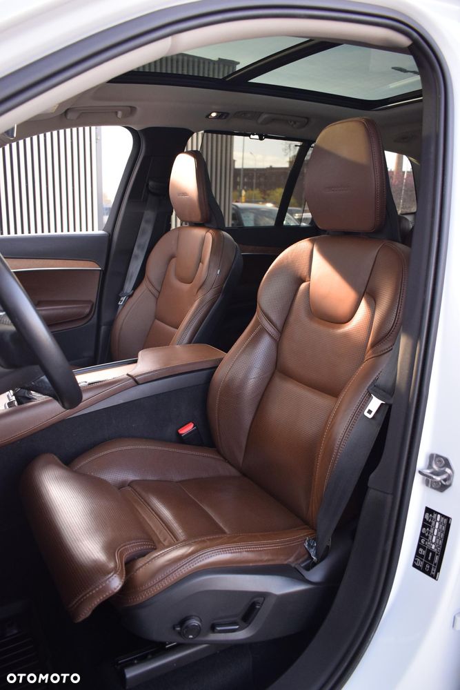 Volvo XC 90 D5 SCR AWD Inscription - 20