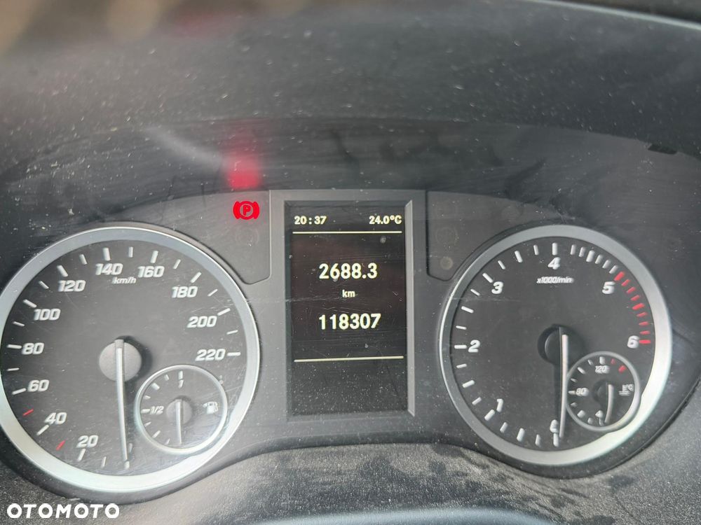 Mercedes-Benz Vito - 5