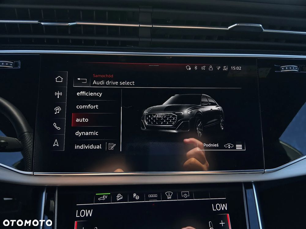 Audi Q8 55 TFSI mHEV Quattro Tiptronic - 23