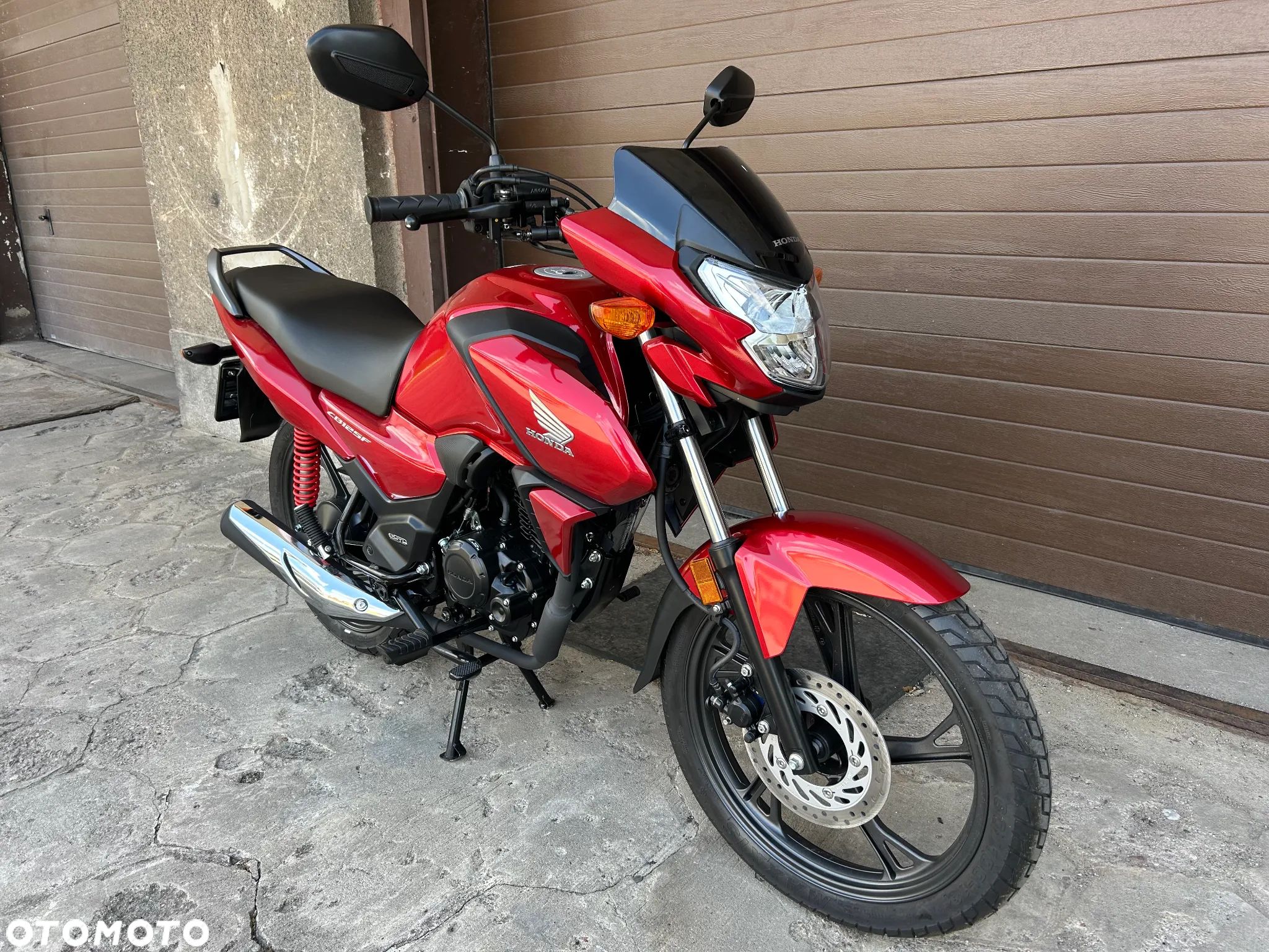 Honda CB - 1