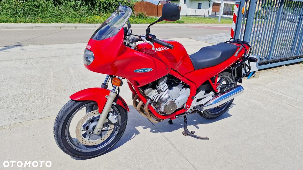 Yamaha XJ - 8