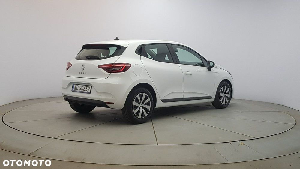 Renault Clio - 7