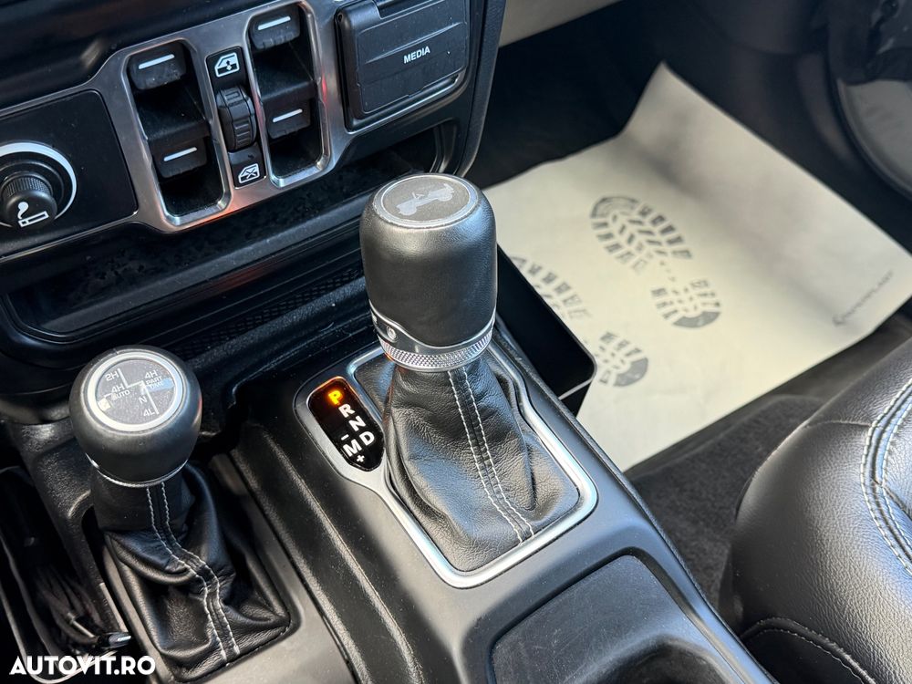 Jeep Wrangler 2.0 4xe AT8 PHEV Sahara - 23