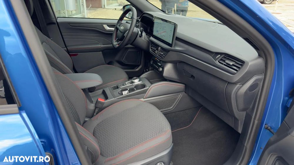 Ford Kuga 1.5 EcoBoost A8 FWD ST-Line - 4