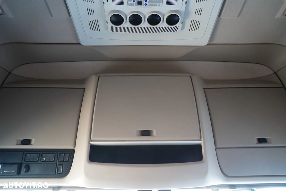 DAF XF 530 / RETARDER / I-PARK COOL / CABINĂ SUPER SPACE / - 33