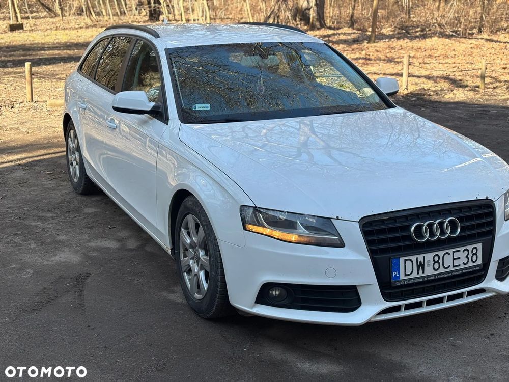 Audi A4 Avant 2.0 TDI - 10