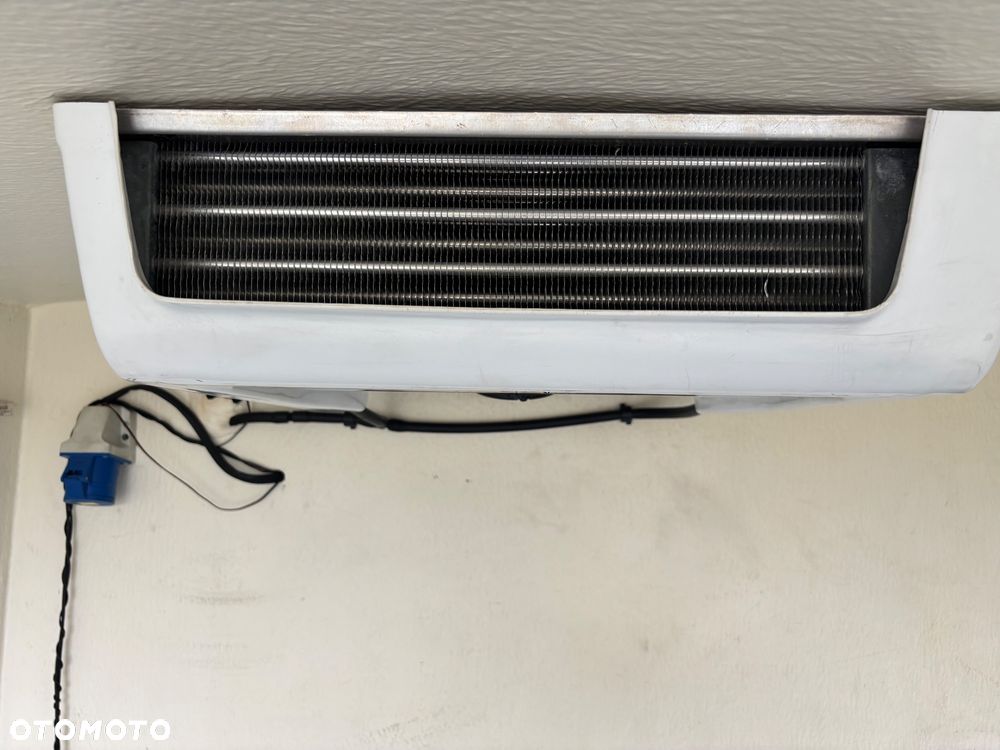 Renault Trafic - 28