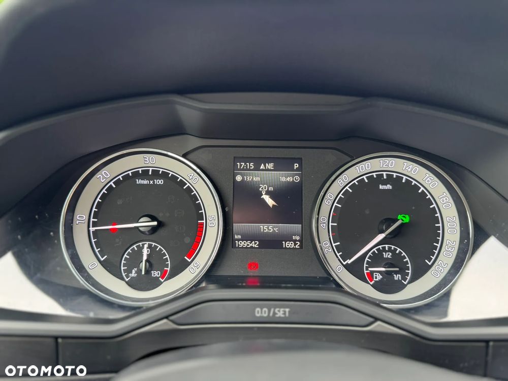 Skoda Superb 2.0 TDI SCR Style DSG - 14