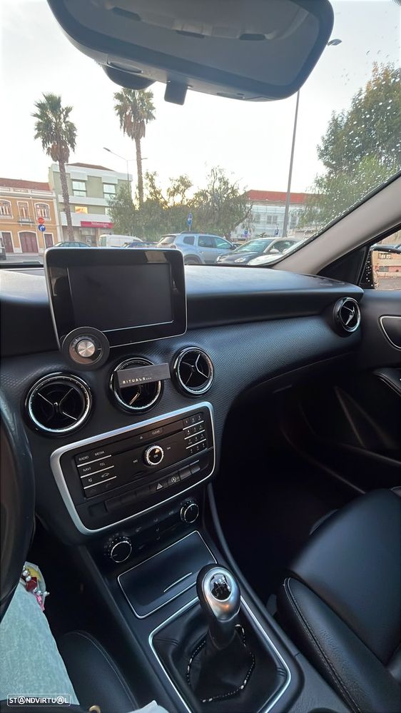 Mercedes-Benz A 180 CDI (BlueEFFICIENCY) Urban - 7