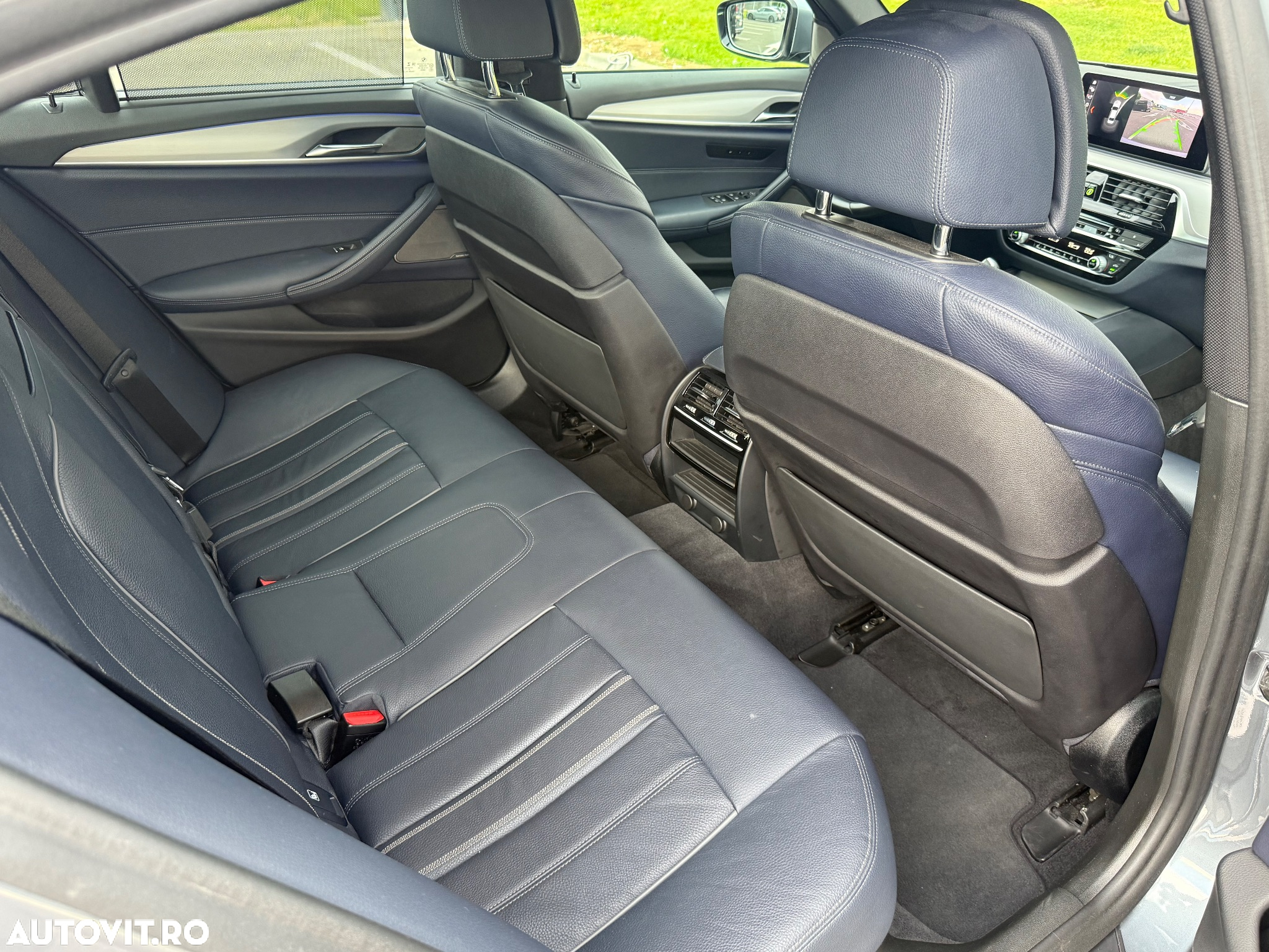 BMW Seria 5 520d Aut. M Sport Edition - 11