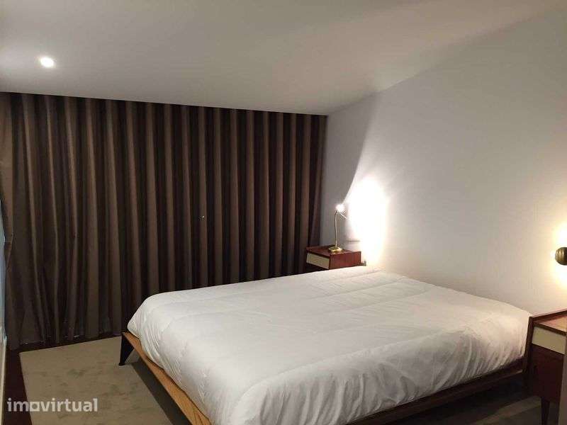 T2 Duplex no centro histórico de Braga - Grande imagem: 3/12