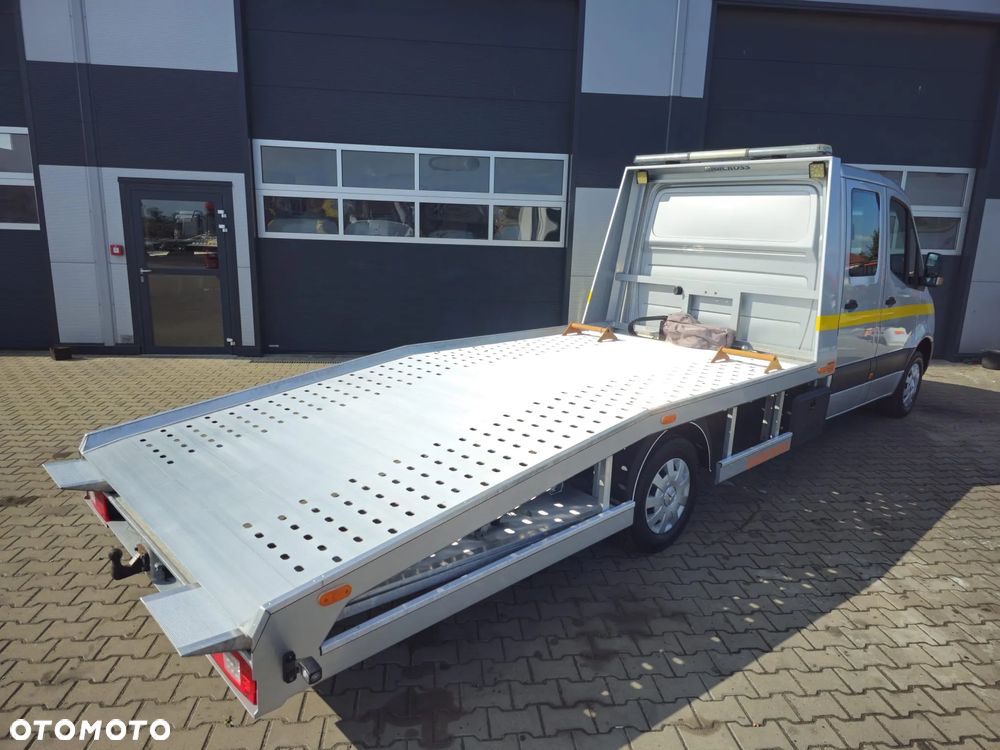 Mercedes-Benz Sprinter - 6