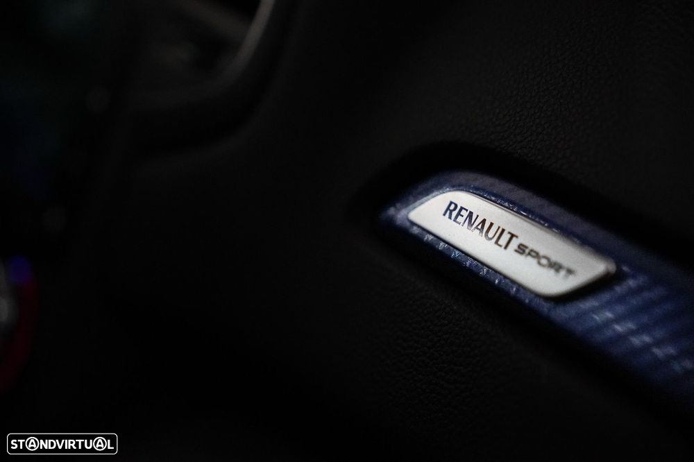 Renault Mégane 1.6 dCi GT EDC - 32