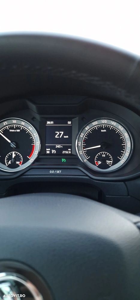 Skoda Octavia 2.0 TDI DSG 4X4 Style - 20