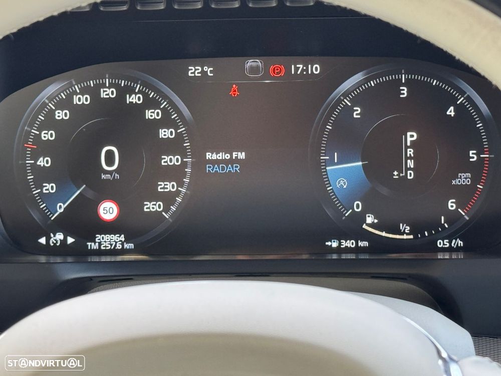 Volvo XC 90 - 13