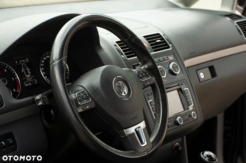 Volkswagen Touran 2.0 TDI DPF Life - 24