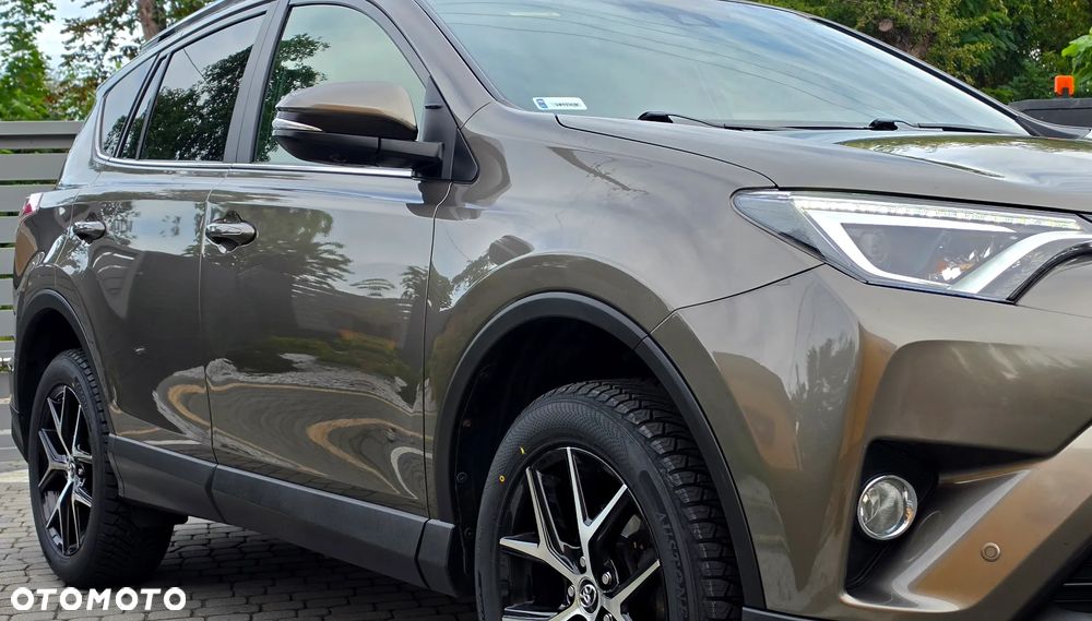 Toyota RAV4 2.0 Prestige 4x4 - 22