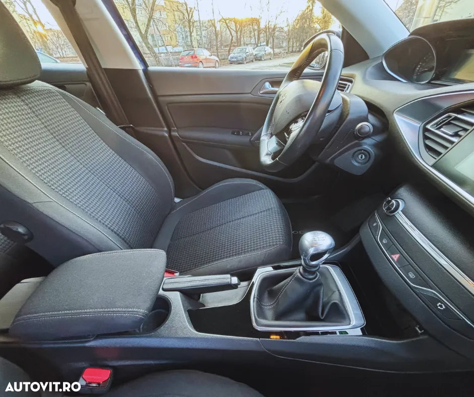Peugeot 308 SW BlueHDi 130 Stop & Start Active - 16