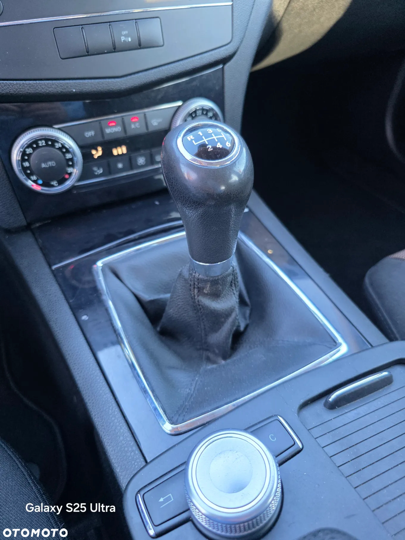 Mercedes-Benz Klasa C 180 T Kompressor BlueEFFICIENCY - 35