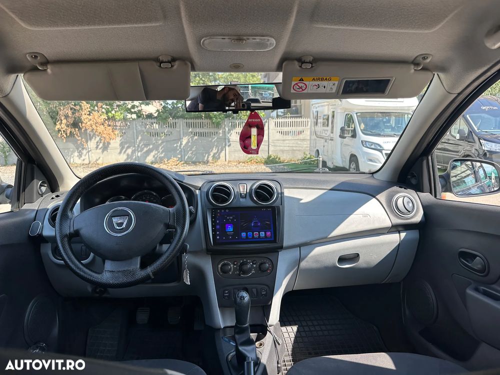 Dacia Logan - 1