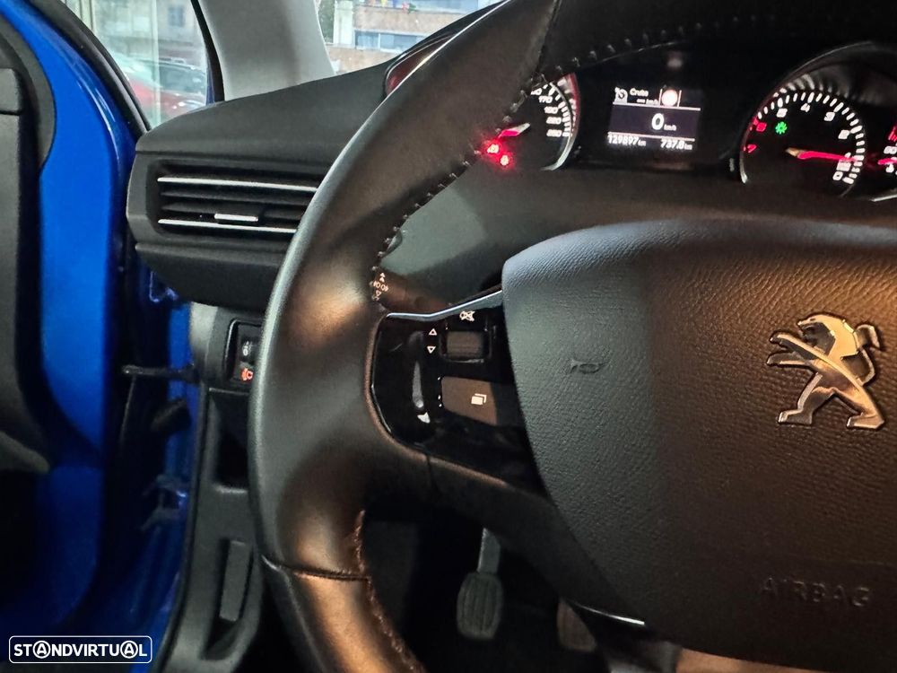 Peugeot 308 1.2 PureTech Business Line - 27