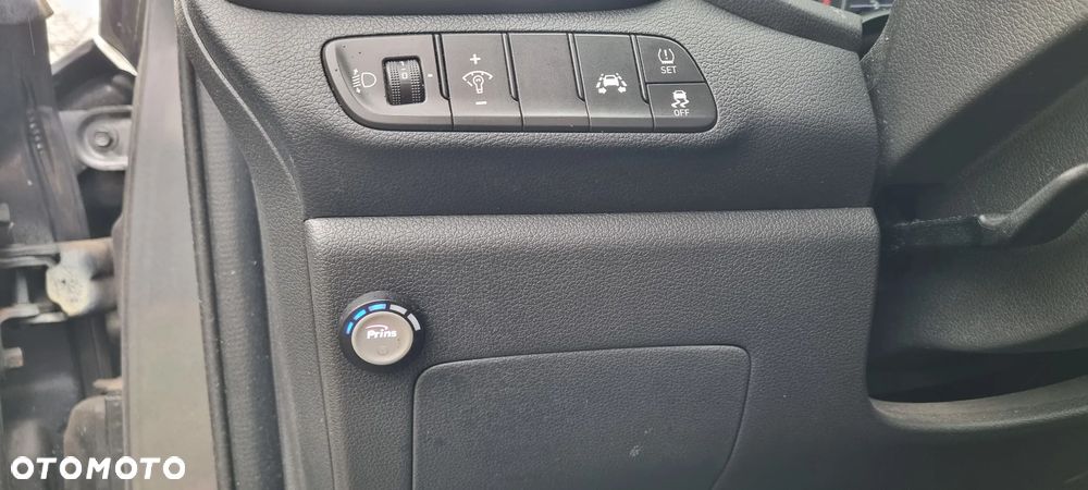 Hyundai i30 1.4 Premium - 9