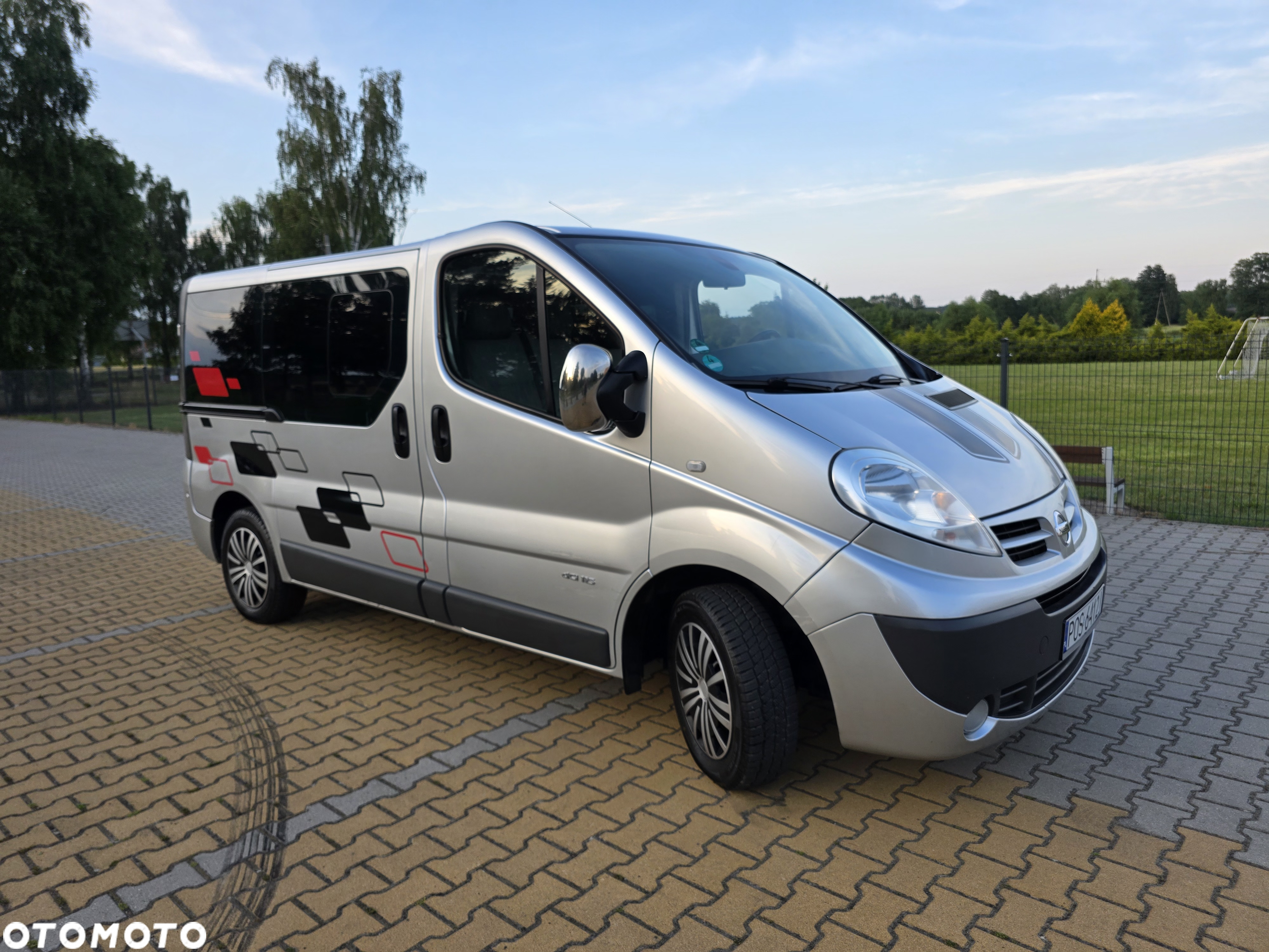 Renault Trafic 2.0 dCi 115 Combi L1H1 teilverglast - 4